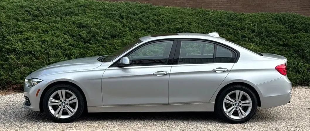 Used 2016 BMW 328i Sedan RWD image 2
