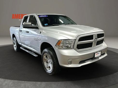 Used 2017 RAM 1500 Express w/ Express Value Package AWD/4WD image 7