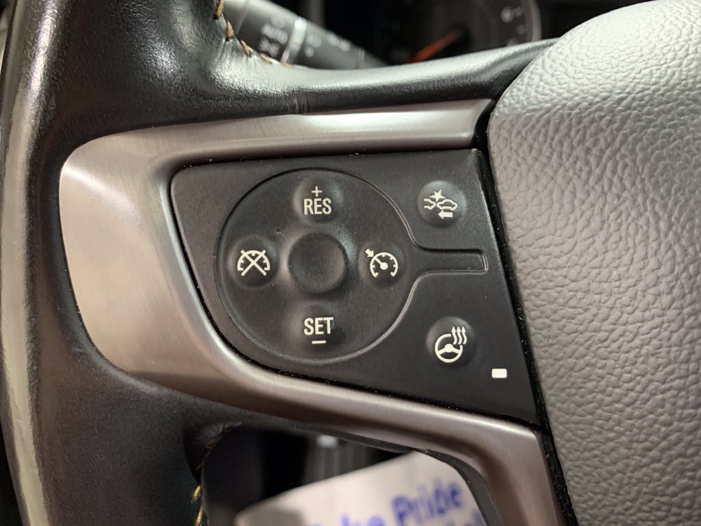Used 2022 GMC Terrain AT4 w/ Infotainment Package II AWD/4WD image 15
