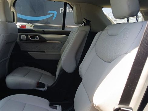 Used 2025 Ford Explorer Platinum w/ Ultimate Package RWD image 14