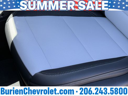 New 2026 Chevrolet Equinox EV LT FWD image 11