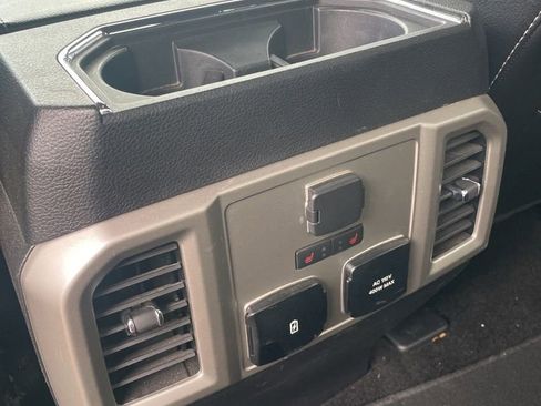 Used 2018 Ford F150 Lariat w/ Equipment Group 502A Luxury image 14