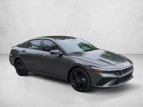 New 2026 Hyundai Elantra Sport FWD image 7