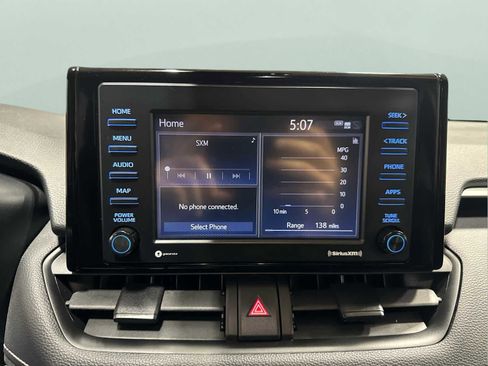 Used 2022 Toyota RAV4 LE image 19