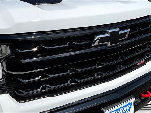 Used 2026 Chevrolet Silverado 1500 LT Trail Boss w/ Convenience Package II AWD/4WD image 24