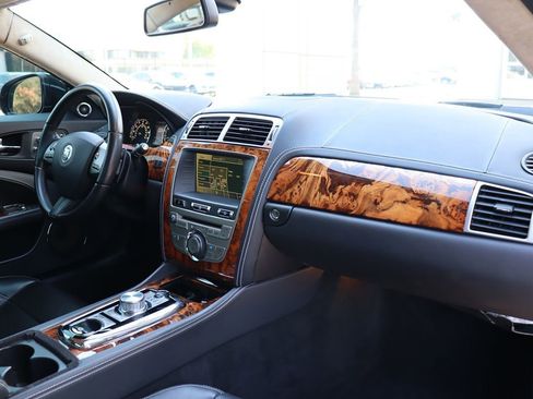 Used 2011 Jaguar XK Coupe image 14