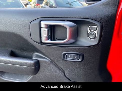 Used 2024 Jeep Wrangler Unlimited Sport AWD/4WD image 19