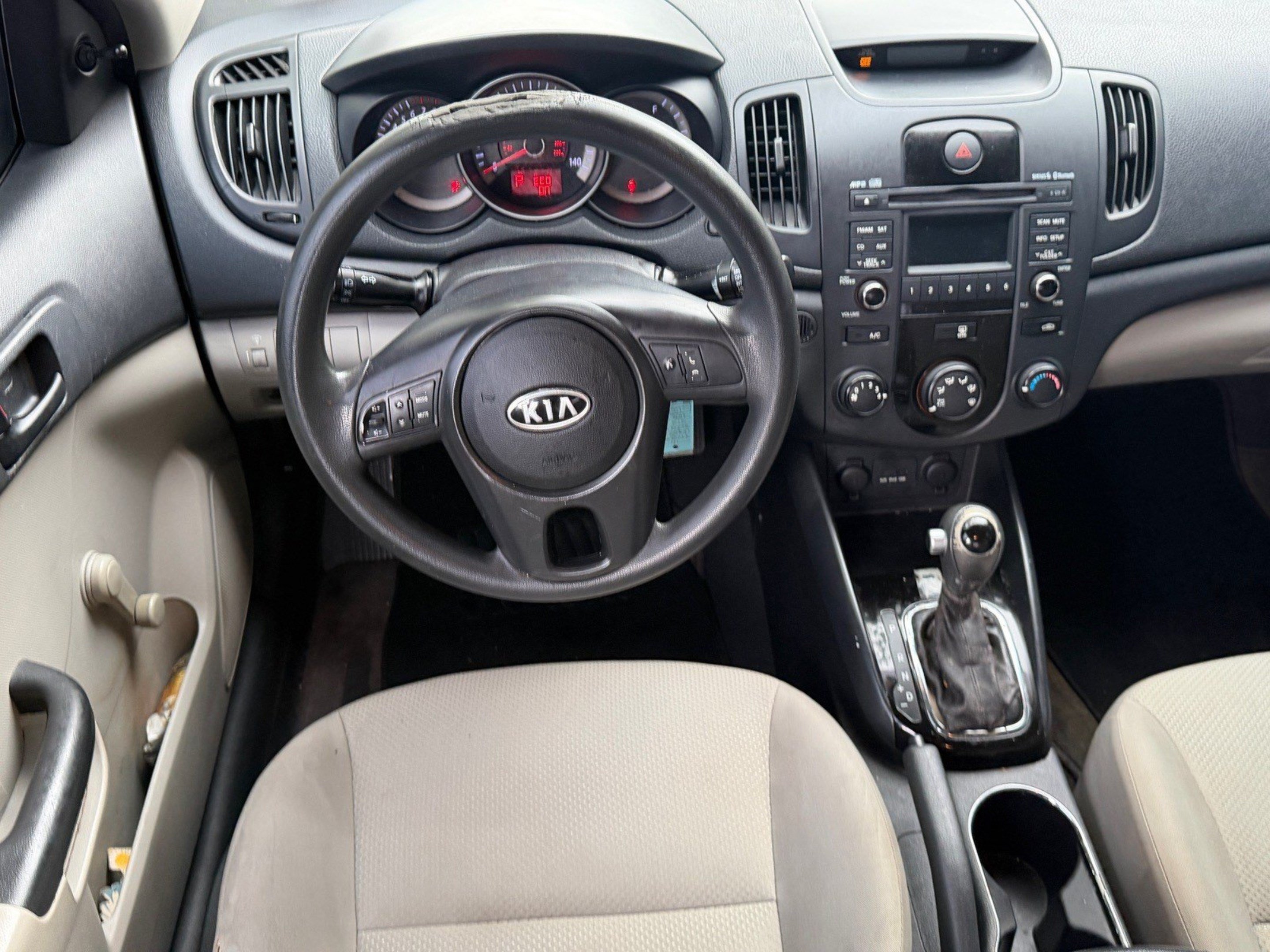 Used 2011 Kia Forte LX FWD image 15