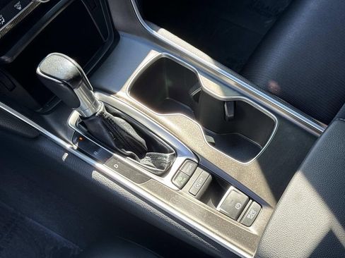 Used 2022 Honda Accord Sport image 28