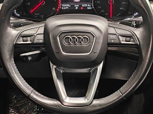 Used 2019 Audi Q7 2.0T Premium w/ Convenience Package AWD/4WD image 5