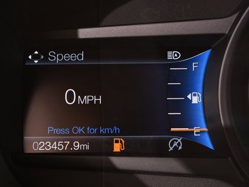 Used 2024 Ford Edge SEL w/ Convenience Package image 27