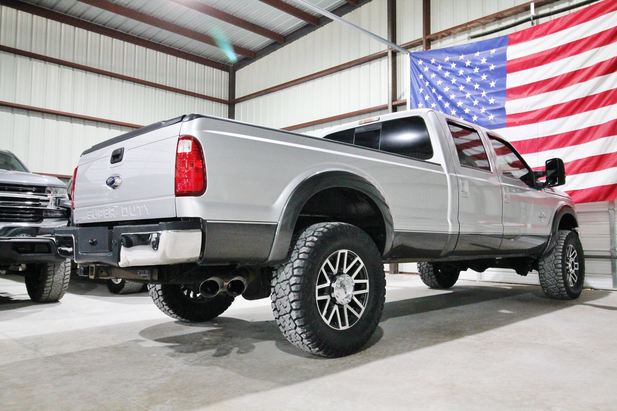 Used 2015 Ford F350 Lariat AWD/4WD image 11