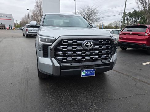 Used 2023 Toyota Tundra Platinum AWD/4WD image 10