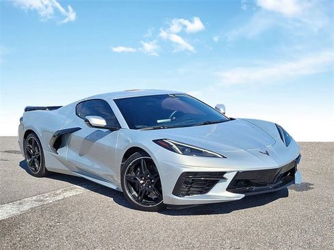 Used 2022 Chevrolet Corvette Stingray Convertible w/ Chrome Exterior Badge Package image 1