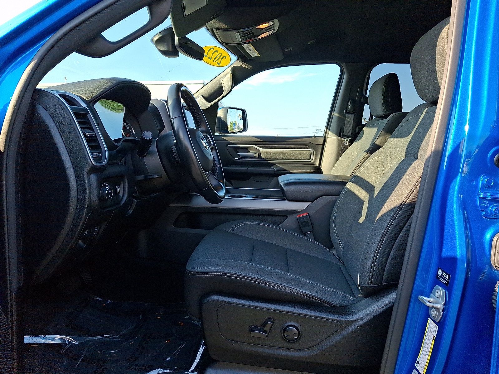 Used 2022 RAM 1500 Big Horn AWD/4WD image 13