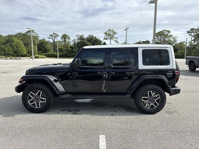 New 2026 Jeep Wrangler Unlimited Sahara w/ Whitecap Package AWD/4WD image 6