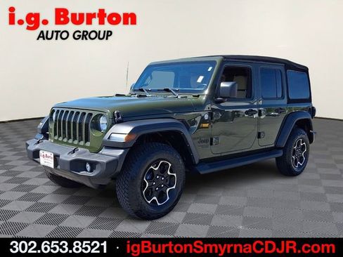 Used 2021 Jeep Wrangler Unlimited Sport AWD/4WD image 3