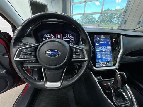 Used 2024 Subaru Outback Premium AWD/4WD image 14