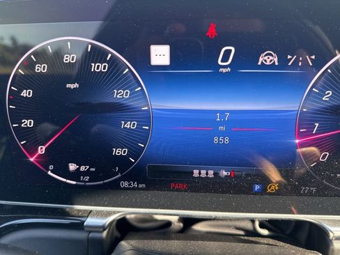 Used 2025 Mercedes-Benz S 580 S 580 image 11