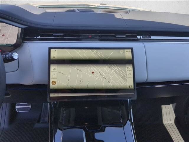 New 2027 Land Rover Range Rover Sport Dynamic SE AWD/4WD image 12