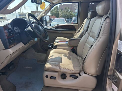 Used 2005 Ford F350 XLT AWD/4WD image 12