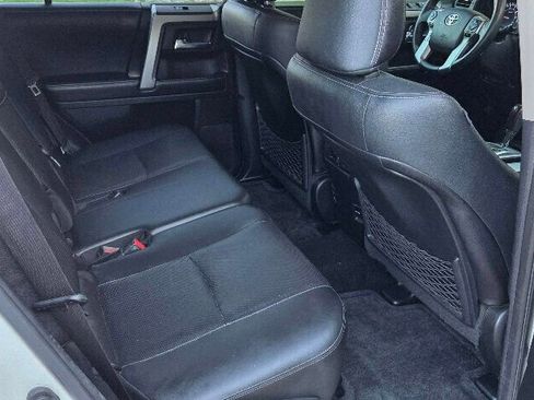 Used 2016 Toyota 4Runner Limited AWD/4WD image 17