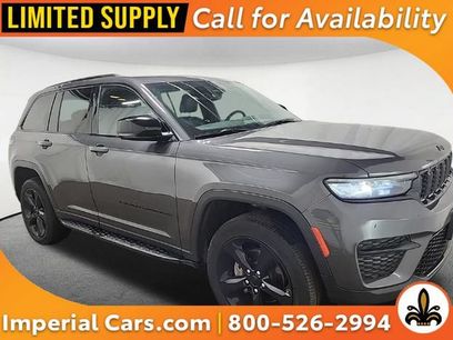 Used 2023 Jeep Grand Cherokee Altitude