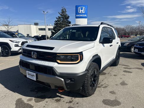 Certified 2026 Honda Passport TrailSport Elite image 1