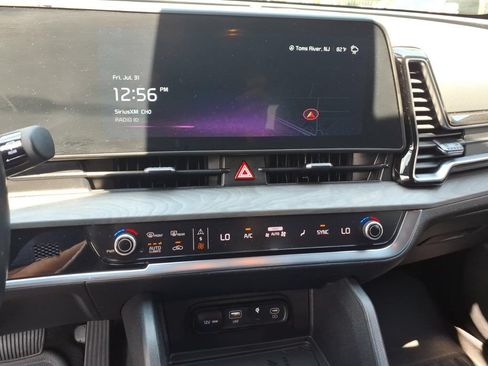 Used 2025 Kia Sportage X-Line AWD/4WD image 23