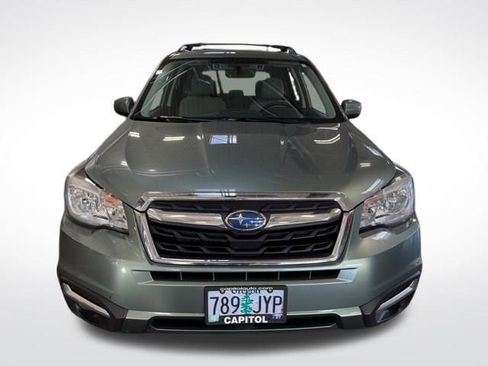 Used 2017 Subaru Forester 2.5i Premium image 3