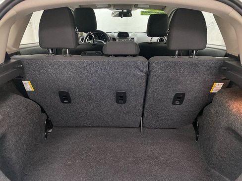 Used 2017 Ford Fiesta SE image 12