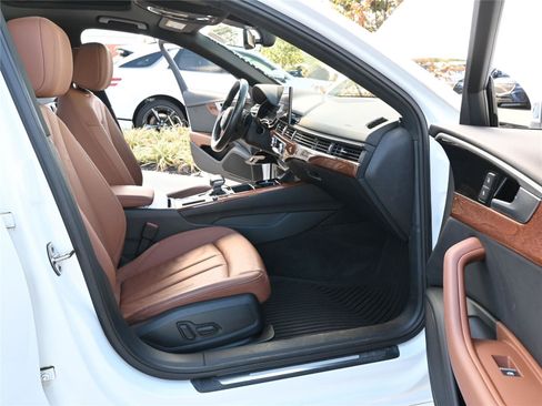 Used 2020 Audi A4 2.0T Premium w/ Convenience Package image 26