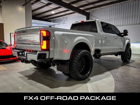 Used 2026 Ford F450 Platinum w/ Platinum Plus Package AWD/4WD image 4