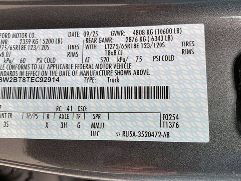New 2026 Ford F250 XLT w/ XLT Premium Package AWD/4WD image 28