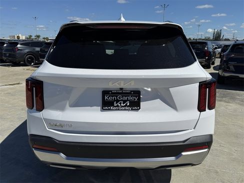 New 2026 Kia Sorento EX image 5
