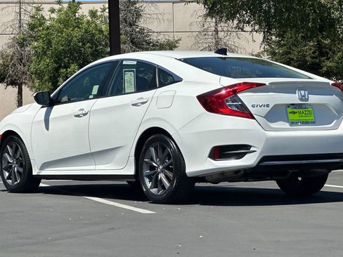 Used 2019 Honda Civic EX image 3