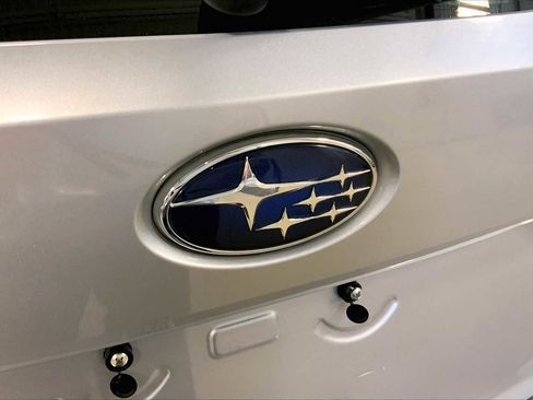 Certified 2024 Subaru Impreza 2.0i AWD/4WD image 32