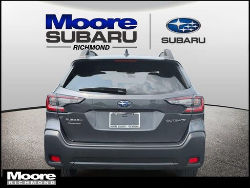 Certified 2025 Subaru Outback Premium AWD/4WD image 4