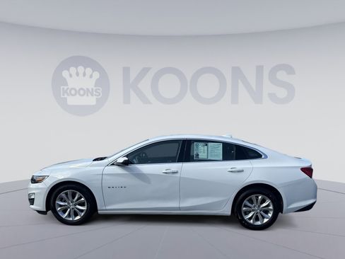 Used 2024 Chevrolet Malibu LT FWD image 2