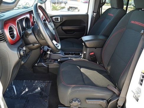 Used 2021 Jeep Gladiator Rubicon image 9