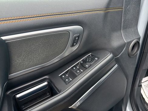 Used 2025 Ford Expedition Tremor image 17