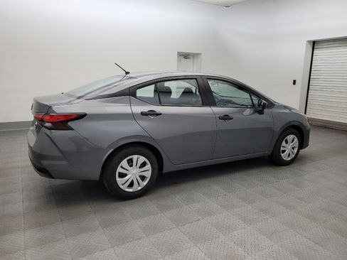 Used 2025 Nissan Versa S FWD image 10
