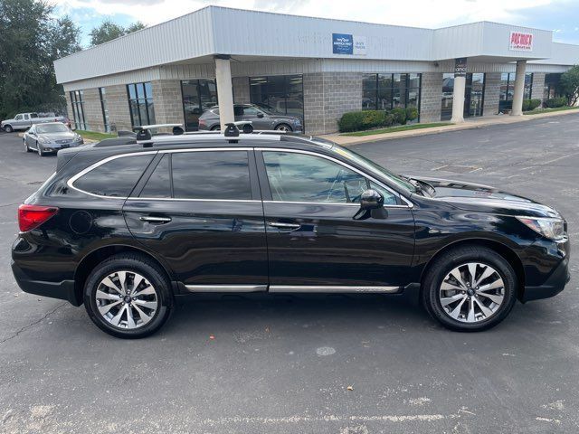 Used 2019 Subaru Outback 3.6R Touring AWD/4WD image 4