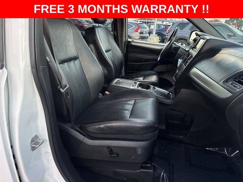 Used 2019 Dodge Grand Caravan GT FWD image 21