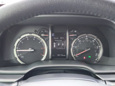 Used 2020 Toyota 4Runner Nightshade AWD/4WD image 30