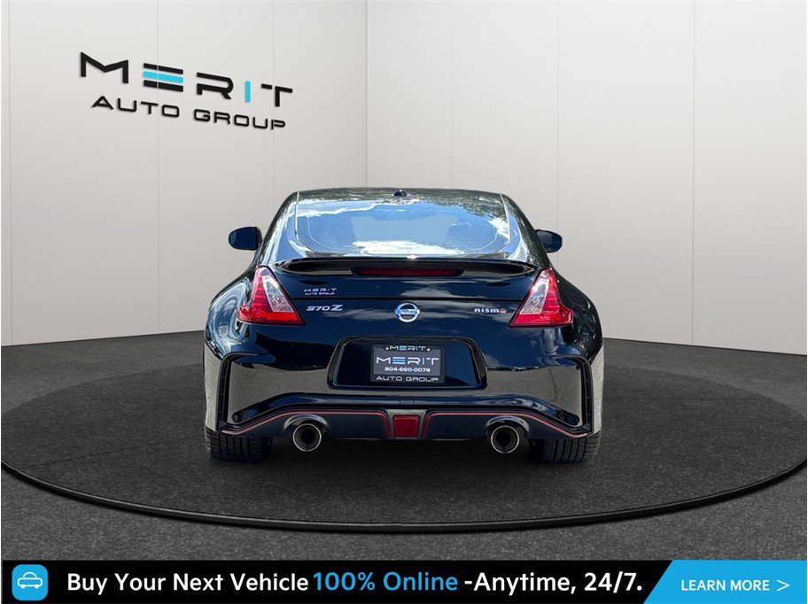Used 2019 Nissan 370Z NISMO RWD image 8