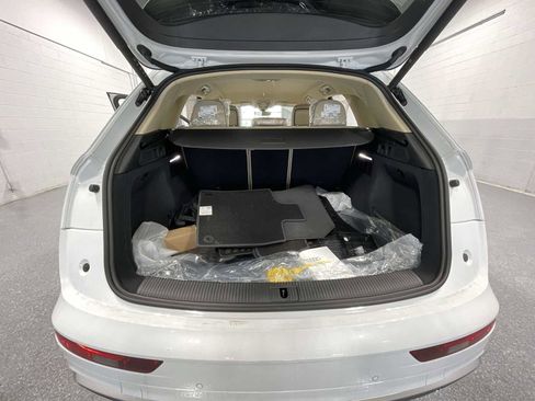 Used 2024 Audi Q5 2.0T Premium image 33