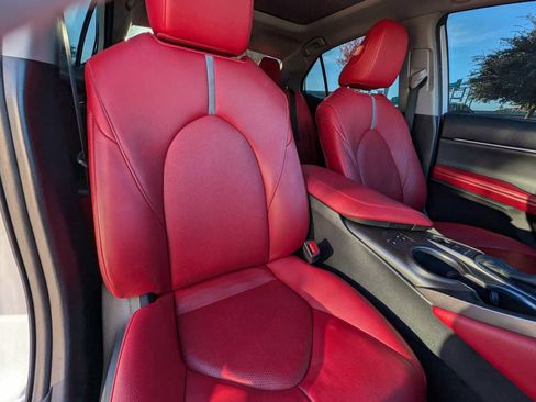 Used 2021 Toyota Camry XSE image 22