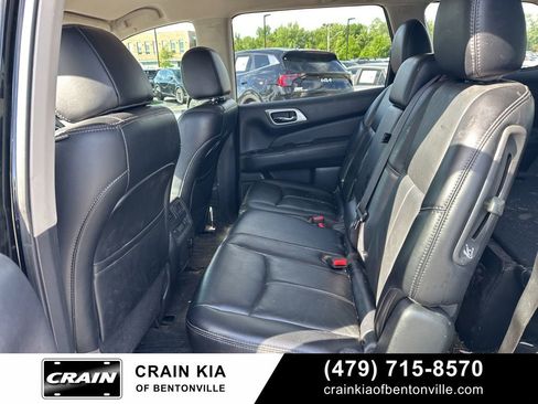 Used 2017 Nissan Pathfinder SL AWD/4WD image 27