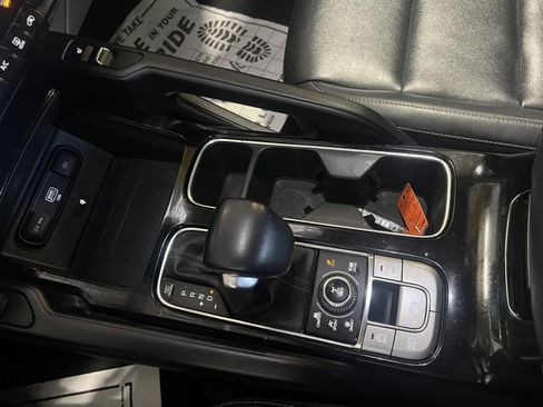 Used 2022 Kia Telluride S AWD/4WD image 17